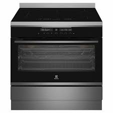 Features dual fuel create the perfect souffl in your oven and precisely sear meats on your cooktop with dual fuel, the ideal combination of a gas cooktop and electric oven… $4499.00 Electrolux 90cm Pyrolytic Freestanding Electric Oven Stove Efep956dsd Winning Appliances