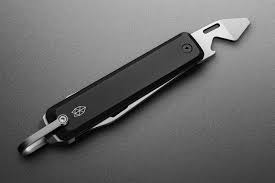 The knife and combo screwdriver lock in place for safe operation. The James Brand Ellis Knife Hiconsumption