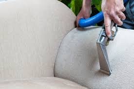 Mit Dem Dampfreiniger Das Sofa Reinigen So Geht S