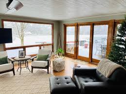 Sunroom furniture ideas, styles and decorating tips. 15 Fantastic Shabby Chic Sunroom For Any Time Of The Year