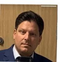 100+ "Maniš" profiles