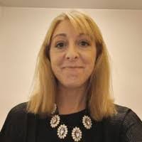 Debora Graf's Instagram, Twitter & Facebook