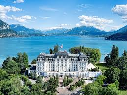 10 Most Beautiful Lakeside Hotels In The World Lakeside Hotel Lake Hotel Annecy