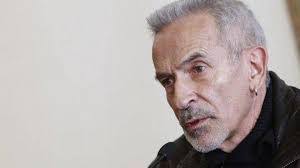 Ruth Miro's Instagram, Twitter & Facebook