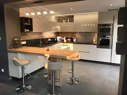 Cuisine Laquee Blanc A Ancenis En 2020 Cuisines Design Cuisine Laquee Cuisine Moderne