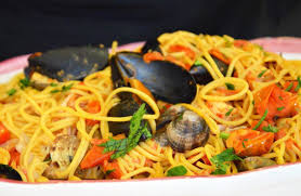 1/2 bicchiere di vino bianco. Spaghetti Cozze Vongole E Pomodorini Ricette Di Sardegna