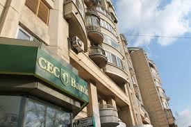 Probabil il primesc tot prin posta. Bancherul Cec Bank Trimite Pensiile Si Cardurile La Domiciliul Clientilor