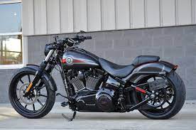 Beautiful Custom Breakout Loving The Red Candy Paint With The Matte Black H Harley Davidson Pictures Harley Davidson Breakout Custom Breakout Harley Davidson