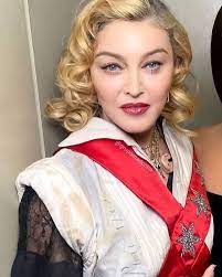 The three albums will join the warner catalog starting in 2025 as part of the new partnership. Pin Von Jorge Araujo Garcia Auf Madonna In 2021