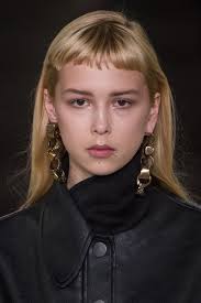 Elena McCarthy (elenammccarthy)