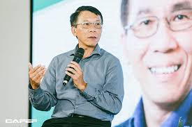 Thuận Phạm Tổng giám đốc Công nghệ Uber toàn cầu: “Đừng suy nghĩ quá nhiều  về con đường nhưng hãy nhớ làm việc 16 giờ"