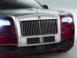 Rolls Royce S New 300 000 Ghost Is Absolutely Loaded With Technology Photos Rolls Royce Rolls Royce Suv Royce