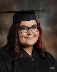 Congratulations to Choir Student, Evelin Contreras Cardenas, for receiving  the Ford Scholarship this year! So proud of you and your hard work! 🎶🌼💜