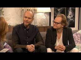 Kristian luuk är en av våra allra skickligaste och mest varierade programledare. Kristian Luuk Gjorde Slut Med Sin Bror Martin Malou Efter Tio Tv4 Youtube