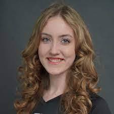 Amanda Redinger's Instagram, Twitter & Facebook