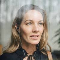 Anita Phelps's Instagram, Twitter & Facebook