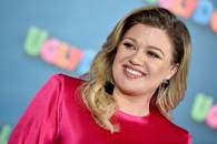 Kelly Clarkson Has The Most Romantic Love Story