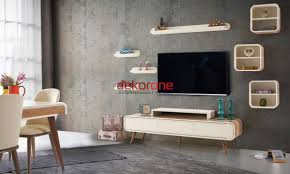 Tv ünitesini kanepede otururken rahatça görebileceğiniz şekilde yerleştirin. Kucuk Salanlar Icin Tv Unitesi Modelleri 2 Dekorone Com