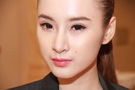 Tôi được bác sĩ gây mê và ngủ một giấc dài, chừng 2 giờ. Nghe Angela PhÆ°Æ¡ng Trinh Tam Sá»± Chuyá»‡n Nang MÅ©i