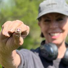 Our gold class ring find has garnered some exciting extra attention, and in  about an hour we'll be doing an inverview with ABC News as they are picking  up this amazing feelgood