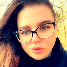 Tiffany Eads's Instagram, Twitter & Facebook