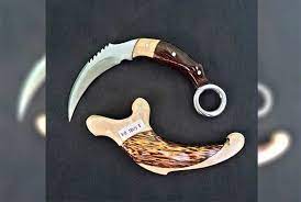 Kerambit adalah pisau genggam kecil berbentuk melengkung khususnya indonesia. Pisau Kerambit Senjata Tradisional Minangkabau Yang Diadopsi Tentara Amerika Merahputih