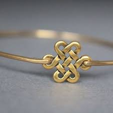 Gold Celtic Love Knot Bracelet Celtic Jewelry Gold Jewelry Gold Bracelet Celtic Knot Gifts For Her Gol Celtic Jewelry Celtic Bracelet Celtic Wire Jewelry