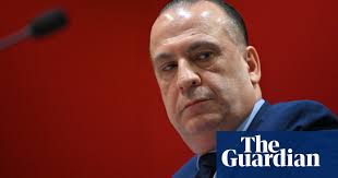 Peter V'landys clashes with Mark Latham after telling inquiry 'cheats' and  'liars' are seeking to smear him