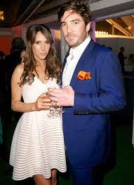 Who is alex jones husband? Alex Jones Is Pregnant The One Show Host Confirms She S Expecting A Baby With Husband Charlie Thompson Mirror Online