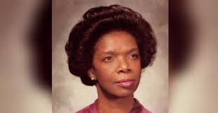 Theresa Cummings's Instagram, Twitter & Facebook