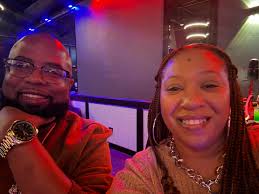 Just giving a shout out to my hubby Paris Bray for being awesome! Carry on