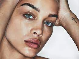 Check spelling or type a new query. How To Lift And Firm Your Jawline British Vogue