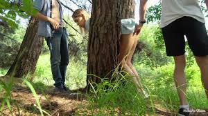 Групповой секс по принуждению в лесу.