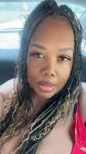 Lashanda Burch's Instagram, Twitter & Facebook