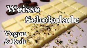 Weiße schokolade ist zwar streng genommen gar keine schokolade, aber wenn ich schon tagged: Vegan Rohkost Weisse Schokolade Selber Machen Youtube