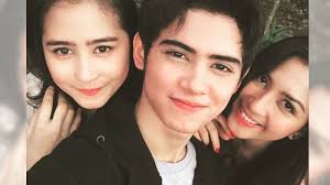 Dan yang disayangkan sampai detik ini, belum juga terlihat sosok aliando syarief mengucapkan selamat ulang tahun paada prilly latuconsina. Aliando Syarief Akui Masih Jalin Komunikasi Dengan Prilly Latuconsina Kalau Ketemu Biasa Cium Tribunnews Com Mobile