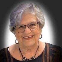 Lou Fox's Instagram, Twitter & Facebook