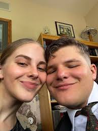 Elisabeth Phillips and Braden Gillett's Wedding Website