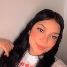 Hoy está de cumpleaños mi querida princesa Marlene Isabel Marlenita como la  llamamos en familia, 17 añitos, que el Señor te colme de mucha salud,  bendiciones eres su milagro.inteligente.dulce.que se cumplan tus