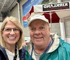 What is the significance of the 1982 environment team sign?