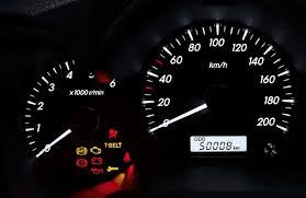 Kendaraan listrik tempuh jarak 900 km ternyata ada masalah di sini okezone economy. Cara Cek Kilometer Mobil Bekas Ombro