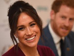 The bench was inspired by a poem the duchess of sussex. Tv Tonight Meghan Markle At Mid Life Television Radio The Guardian