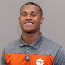 Alijah Jones ¹⁰ (@10Alijahjones)