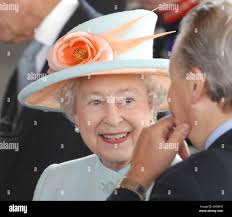 Queen elizabeth flower dress hi-res stock photography and images