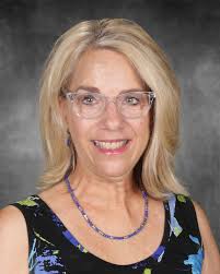 Kim Krell's Instagram, Twitter & Facebook