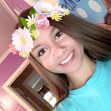 Lori Climer's Instagram, Twitter & Facebook