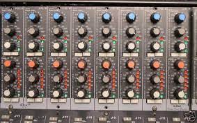 Somehow he was able to lift his hand and touch her face. Achete Les Deux Studio De La Trappe Organic Recording Facebook
