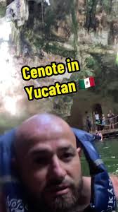 Jóvenes Yucatecos Les Piden Identificacion En Un Cenote