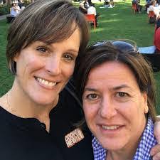 Holly Hambright's Instagram, Twitter & Facebook