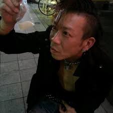 BEE🐝YOUNGべーやん🍯 (@beso37)